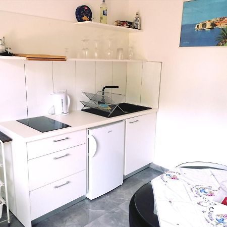 1Bedroom Apartment In Lapad Дубровник Екстериор снимка